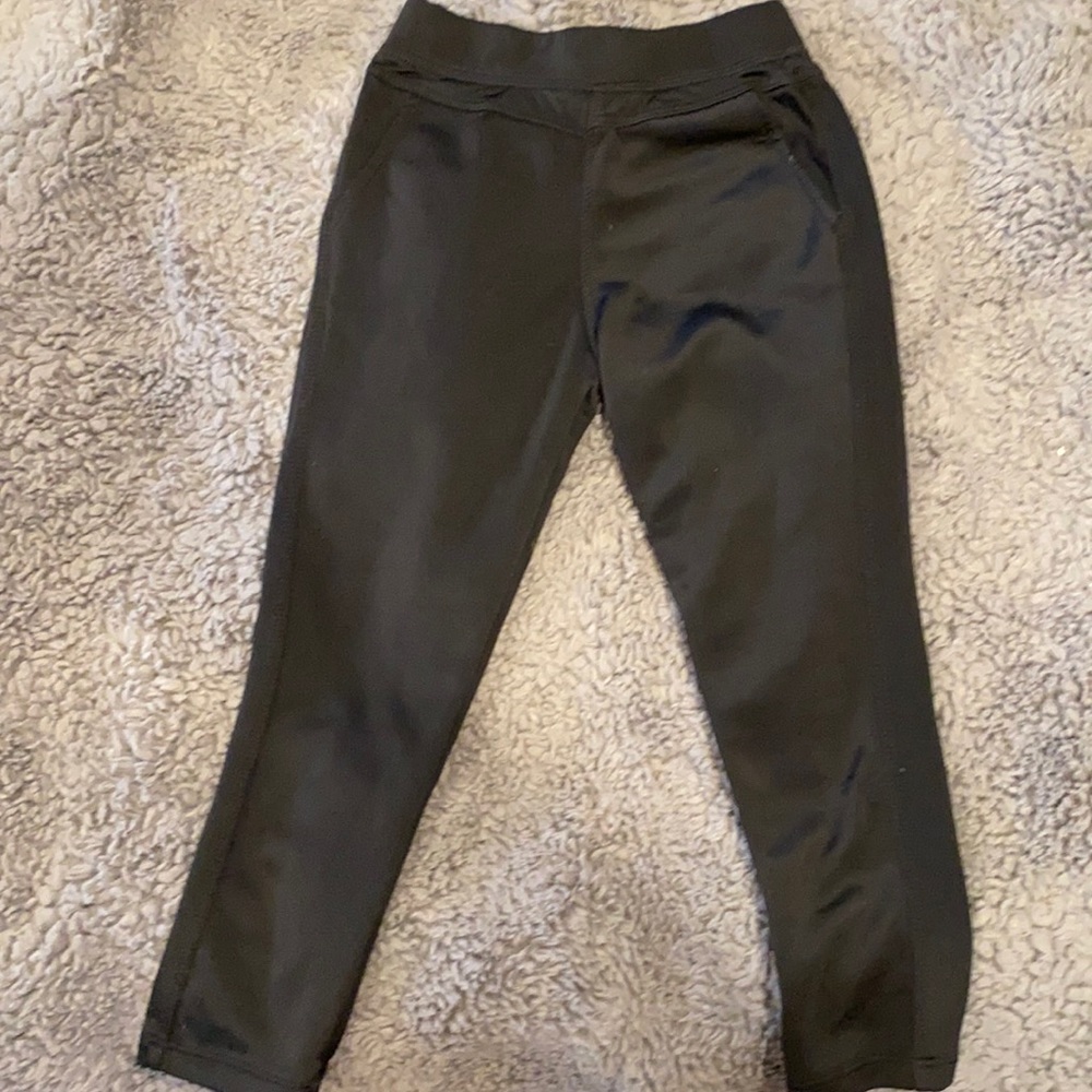 Black leggings
